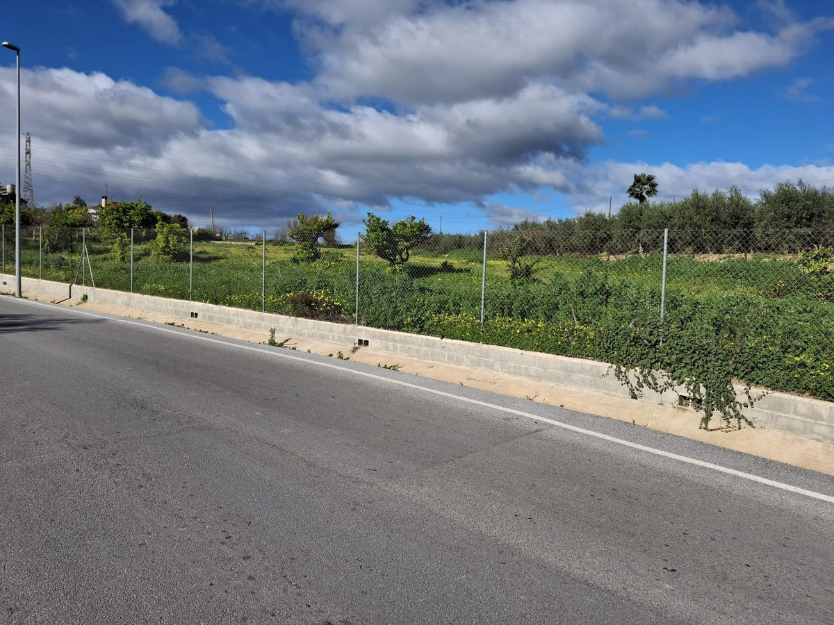 Plots for sale in Alhaurín De La Torre Costa Del Sol, Málaga, Spain