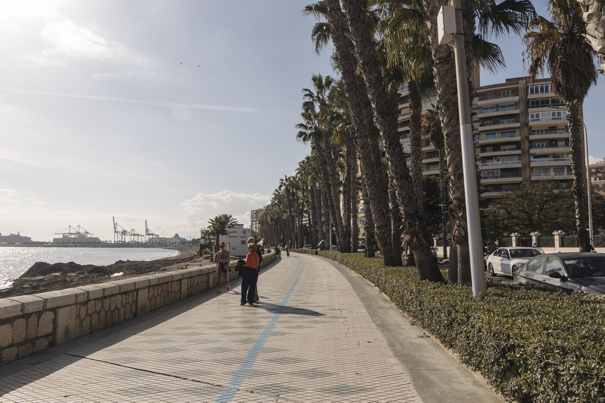 Se vende Apartamento Planta Media de 5 dormitorios en Costa Del Sol, Málaga, España