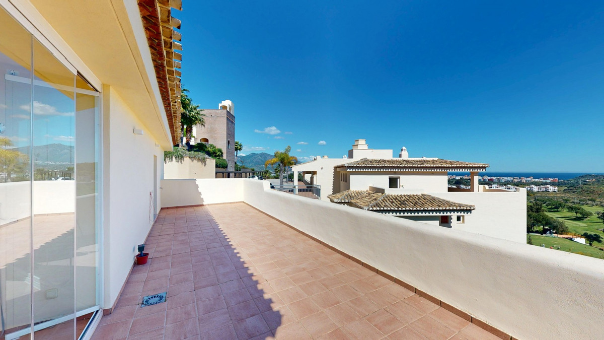 3 Bed Apartment for sale in Mijas Costa Del Sol, Málaga, Spain