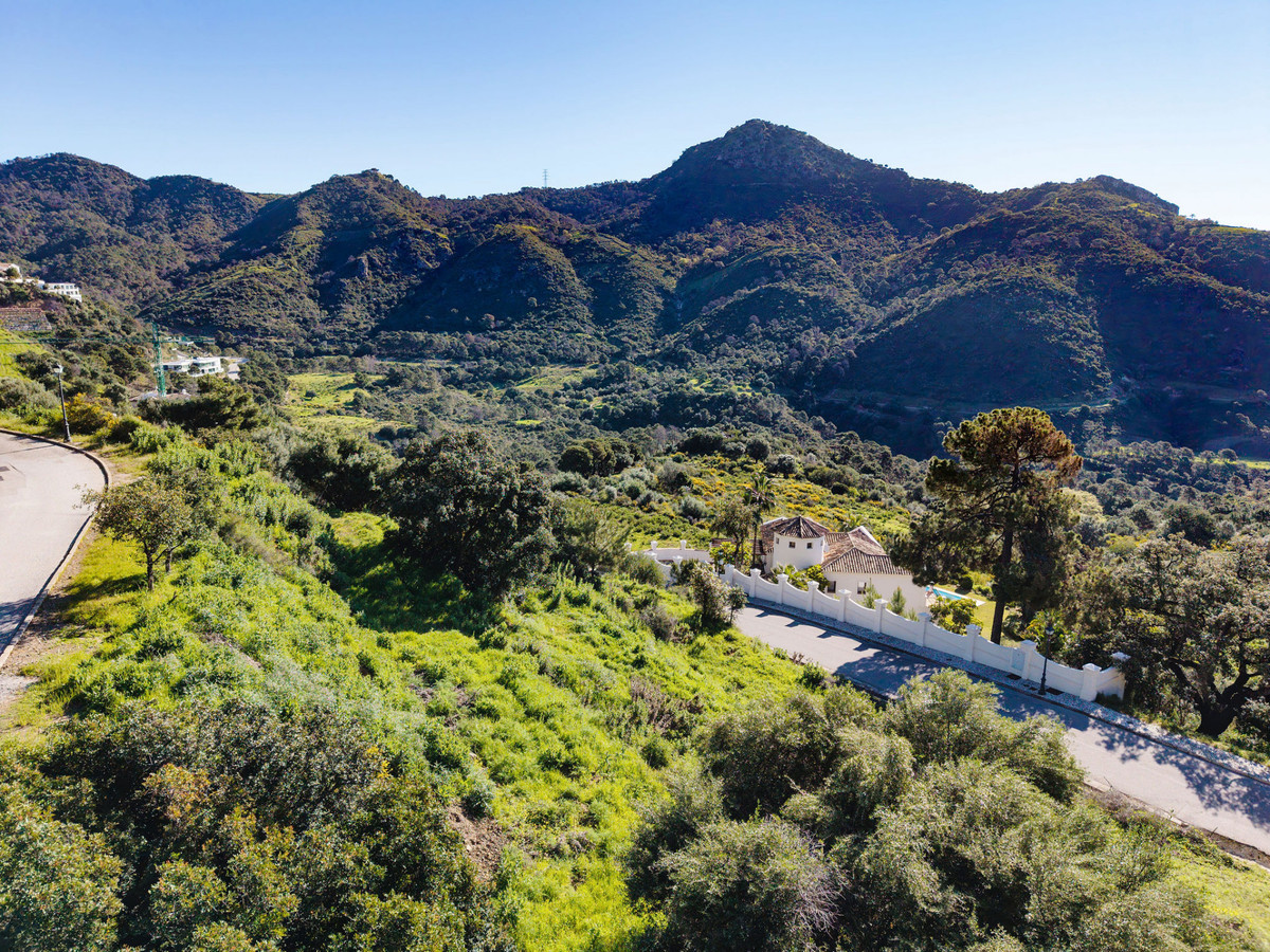 Plots for sale in Benahavís Costa Del Sol, Málaga, Spain