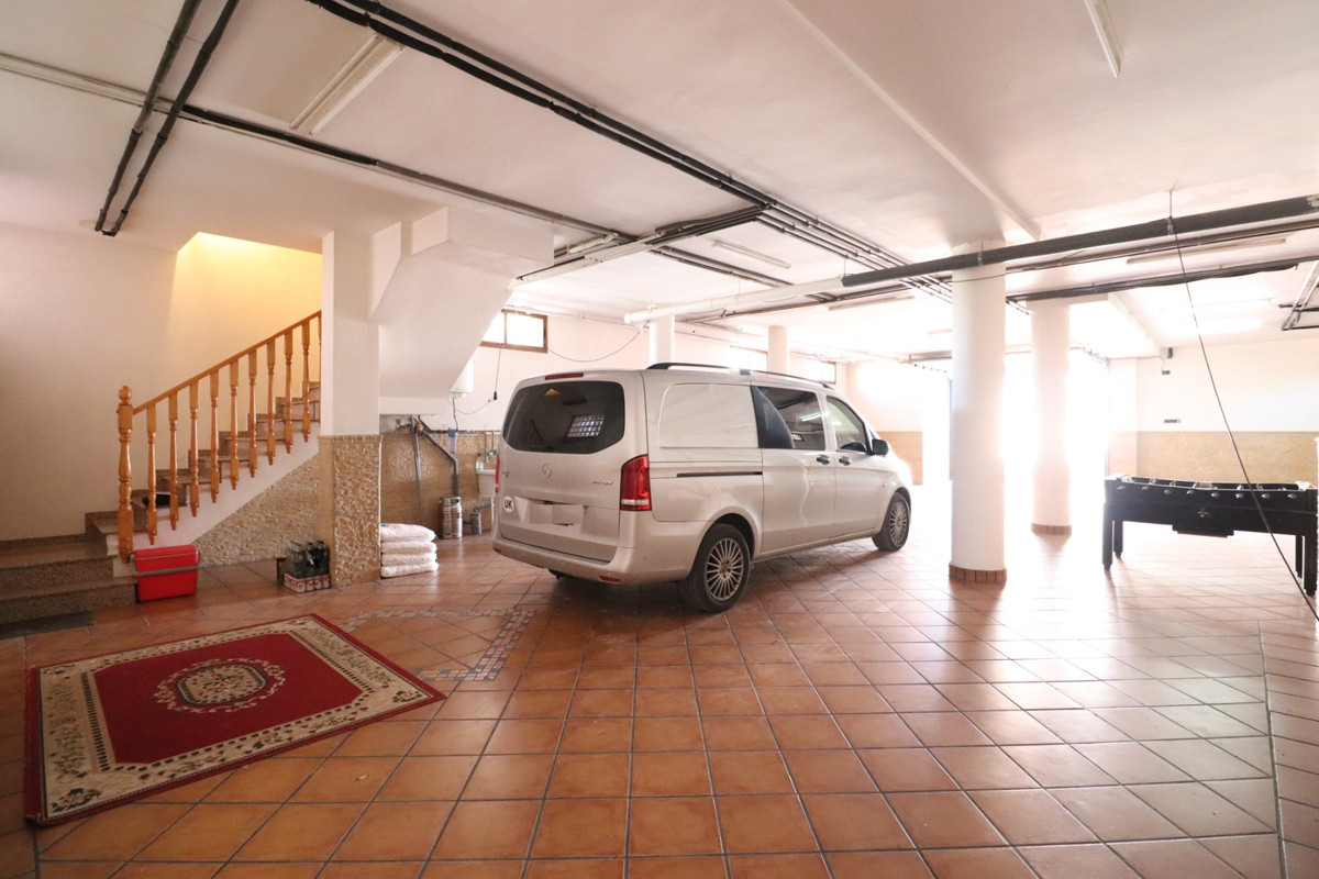 Se vende Villa - Chalet de 6 dormitorios en Costa Blanca, Alicante, España