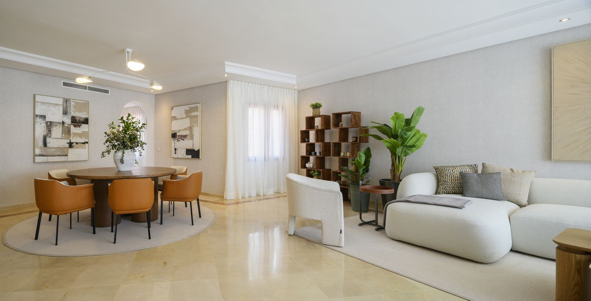 3 Bed Apartment for sale in Estepona Costa Del Sol, Málaga, Spain