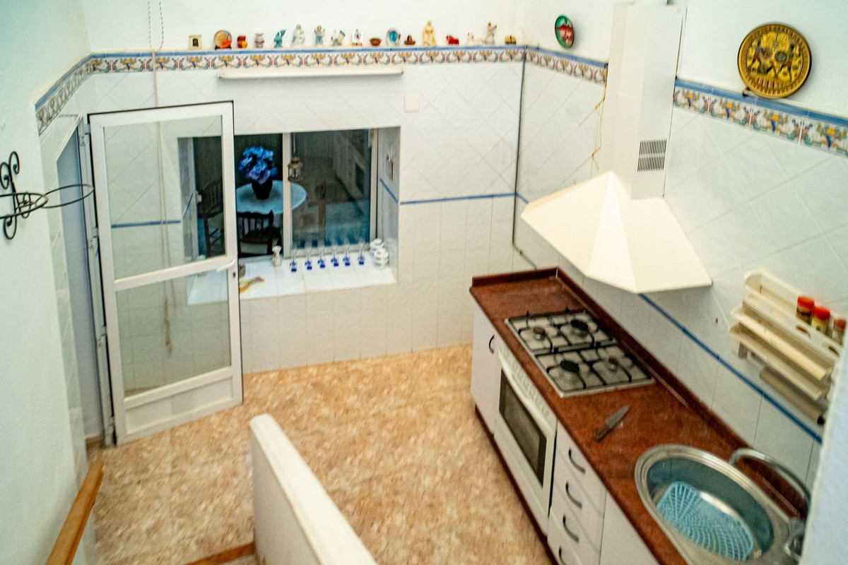 Se vende Adosada de 6 dormitorios en Costa Blanca, Alicante, España