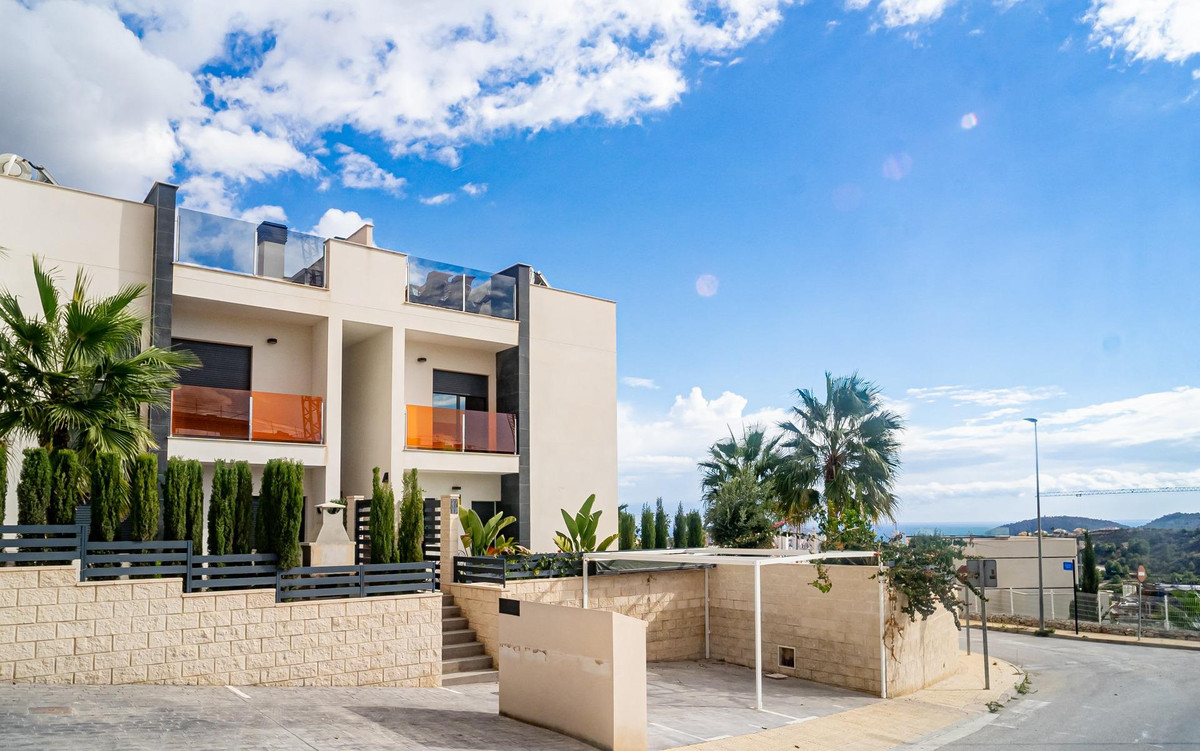 3 Bed Apartment for sale in Finestrat Costa Blanca, Alicante, Spain
