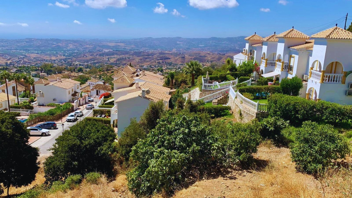 Plots for sale in Mijas Costa Del Sol, Málaga, Spain