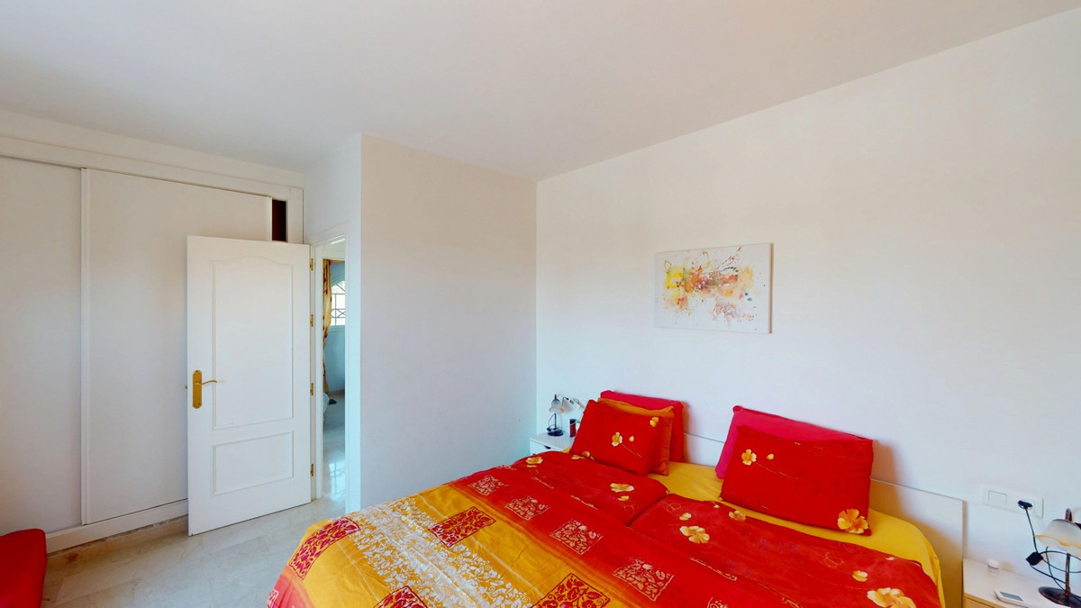 Se vende Villa - Chalet de 4 dormitorios en Costa Del Sol East, Málaga, España