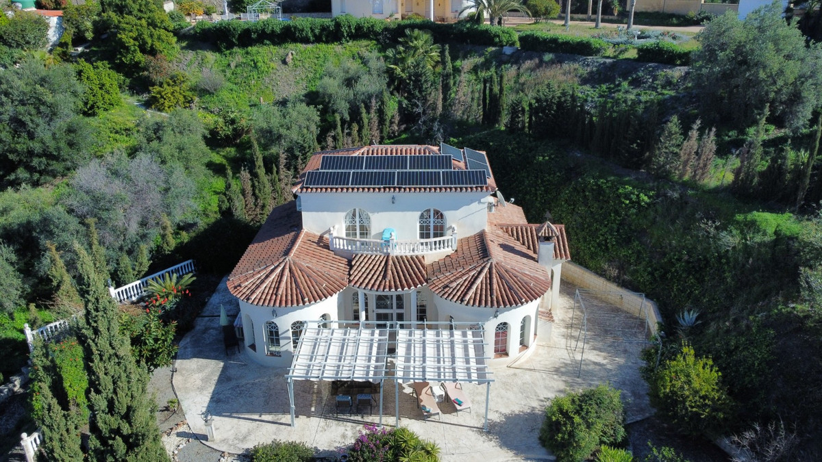 Se vende Villa - Chalet de 4 dormitorios en Costa Del Sol East, Málaga, España