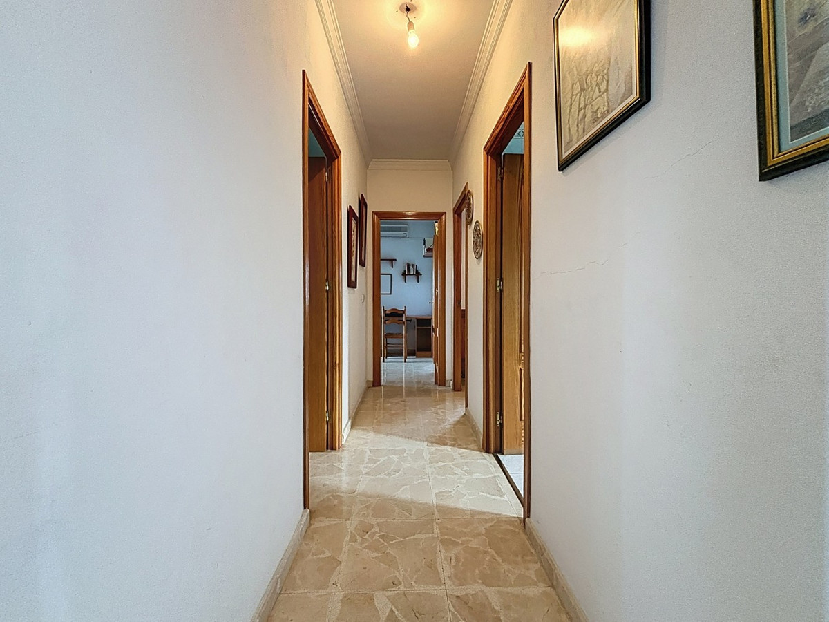 Se vende Villa - Chalet de 3 dormitorios en Costa Del Sol East, Málaga, España