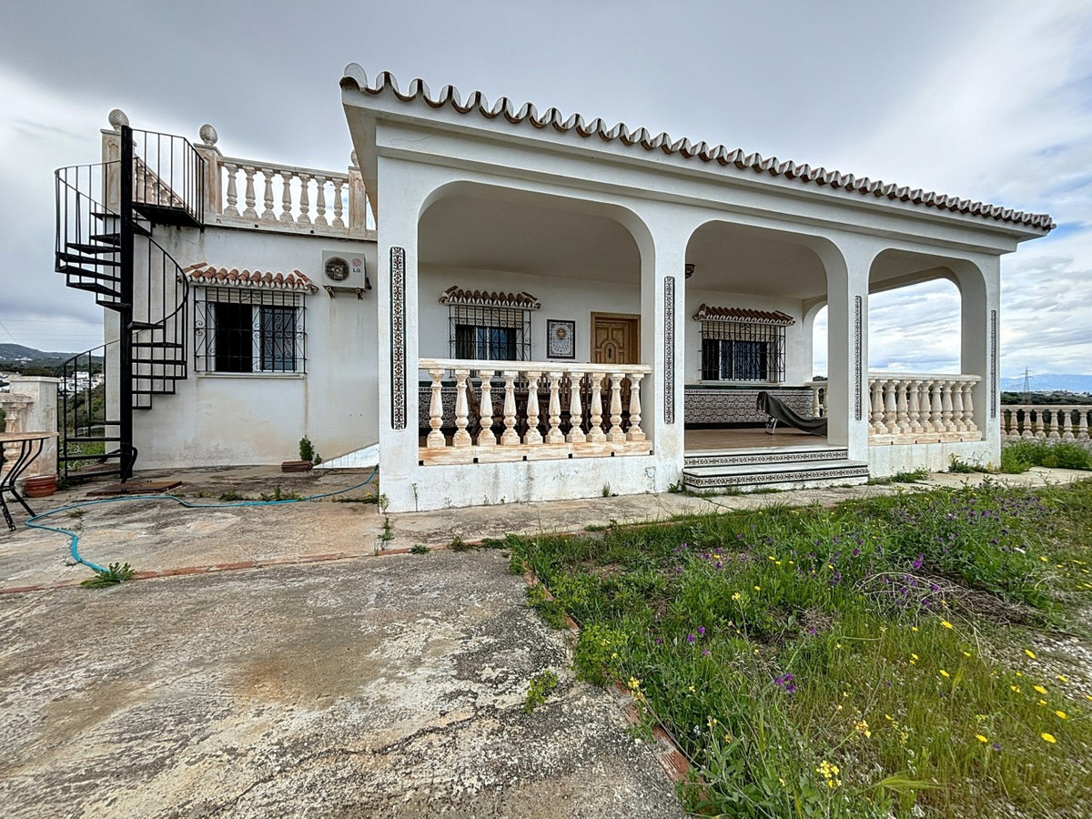 Se vende Villa - Chalet de 3 dormitorios en Costa Del Sol East, Málaga, España