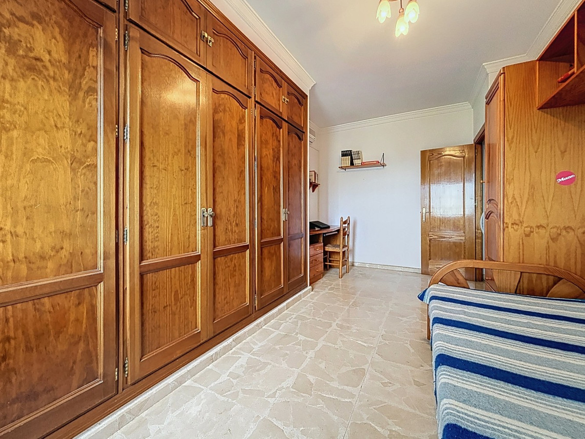 Se vende Villa - Chalet de 3 dormitorios en Costa Del Sol East, Málaga, España