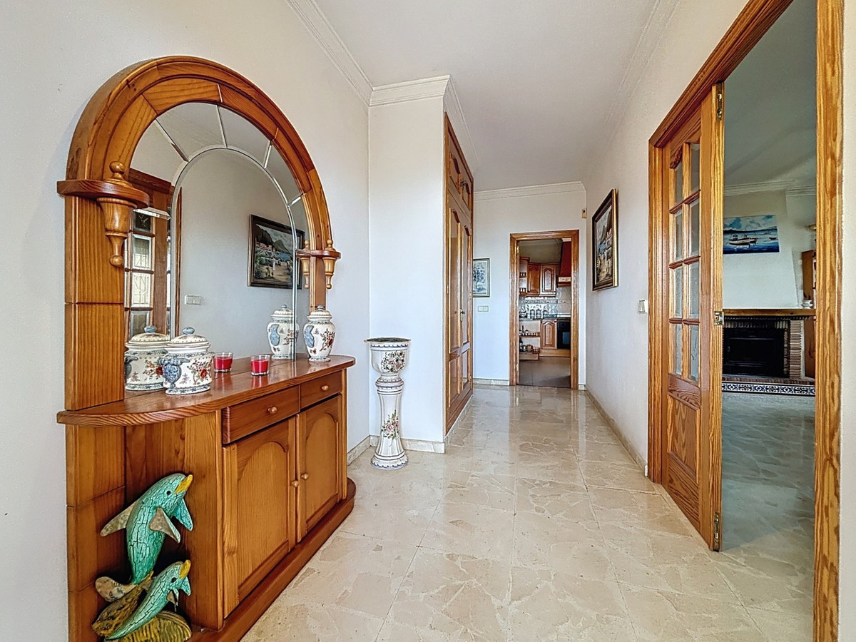 Se vende Villa - Chalet de 3 dormitorios en Costa Del Sol East, Málaga, España