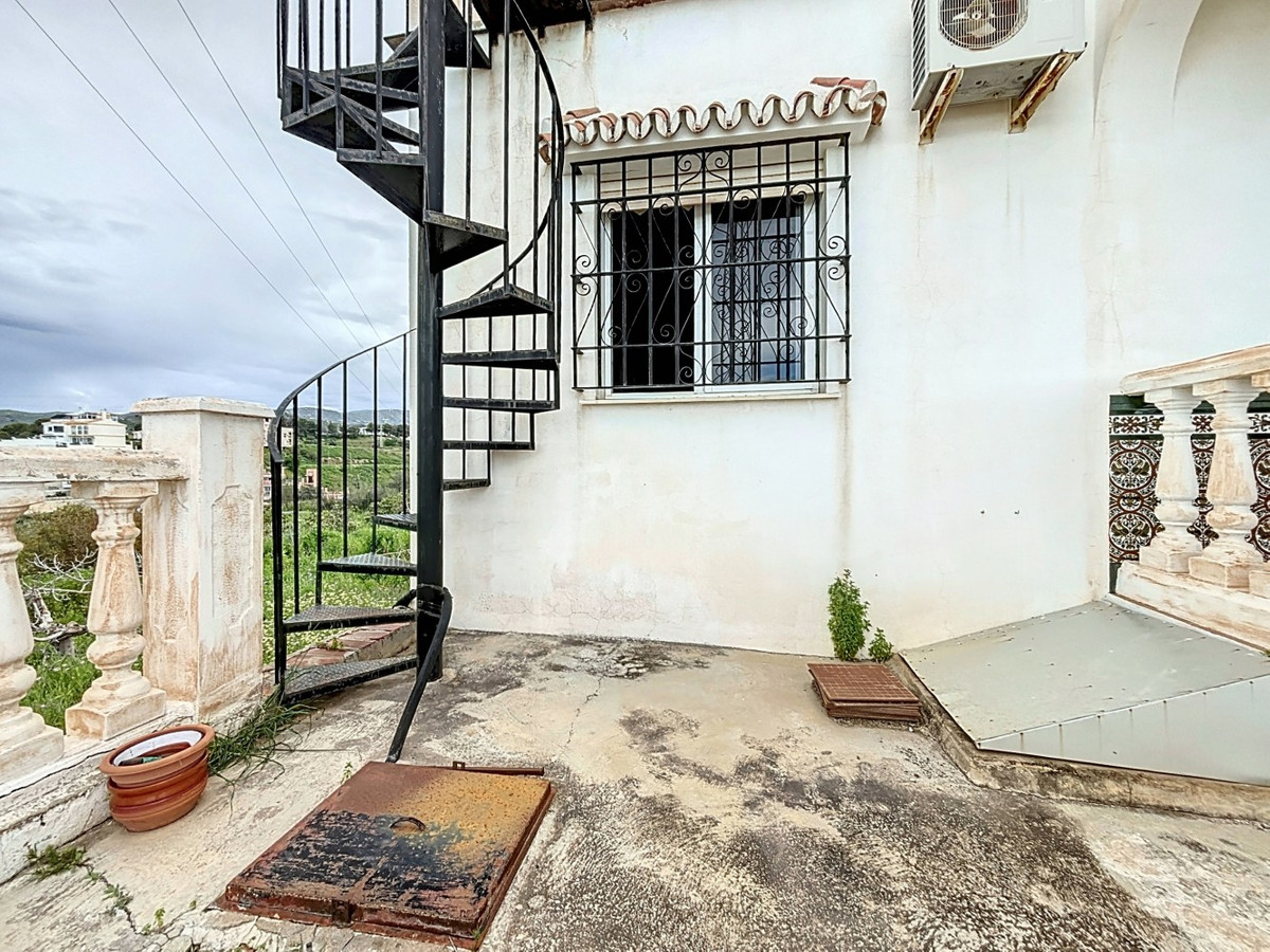 Se vende Villa - Chalet de 3 dormitorios en Costa Del Sol East, Málaga, España