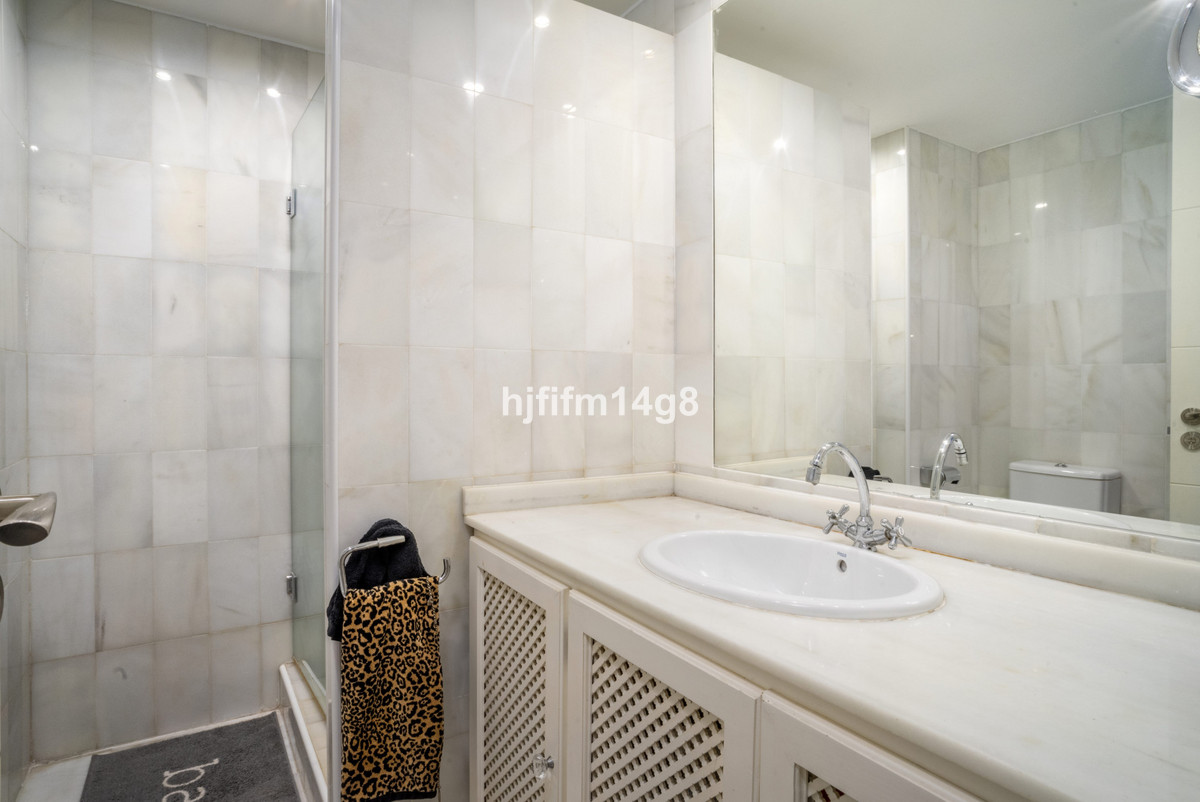 Se vende Apartamento Planta Baja de 1 dormitorios en Costa Del Sol, Málaga, España