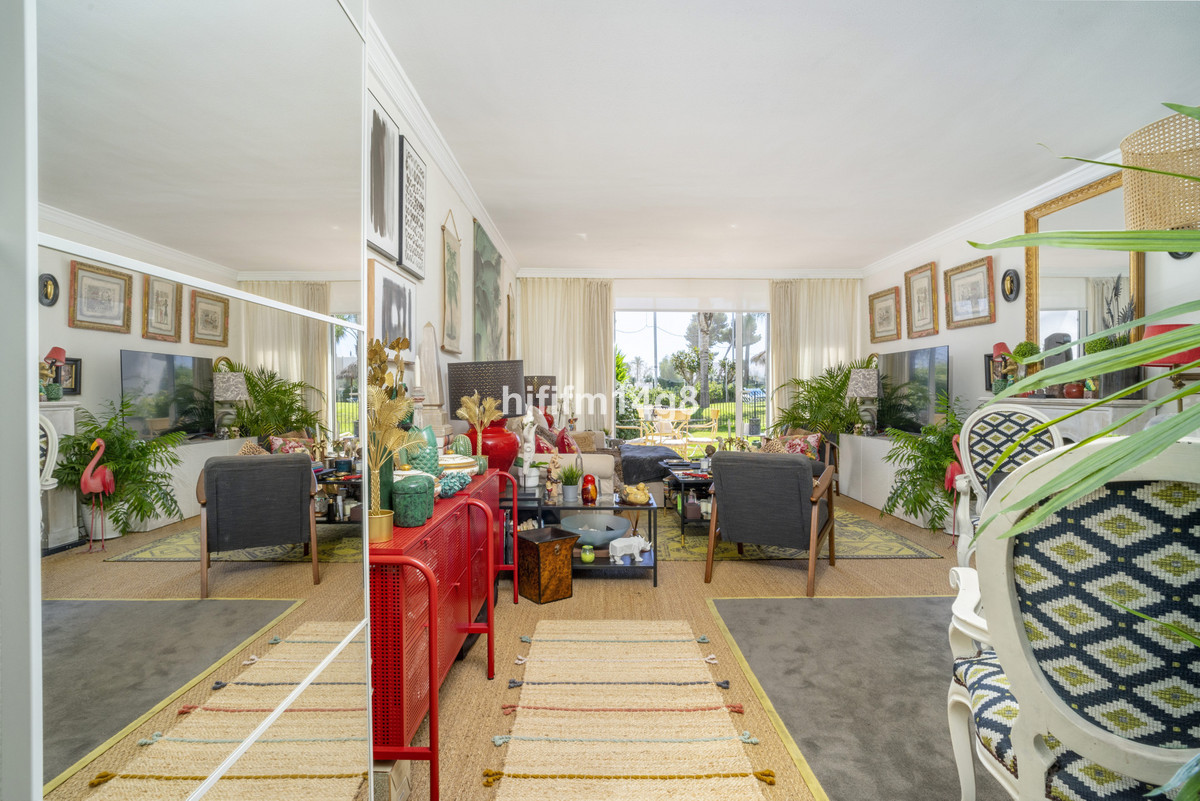 Se vende Apartamento Planta Baja de 1 dormitorios en Costa Del Sol, Málaga, España