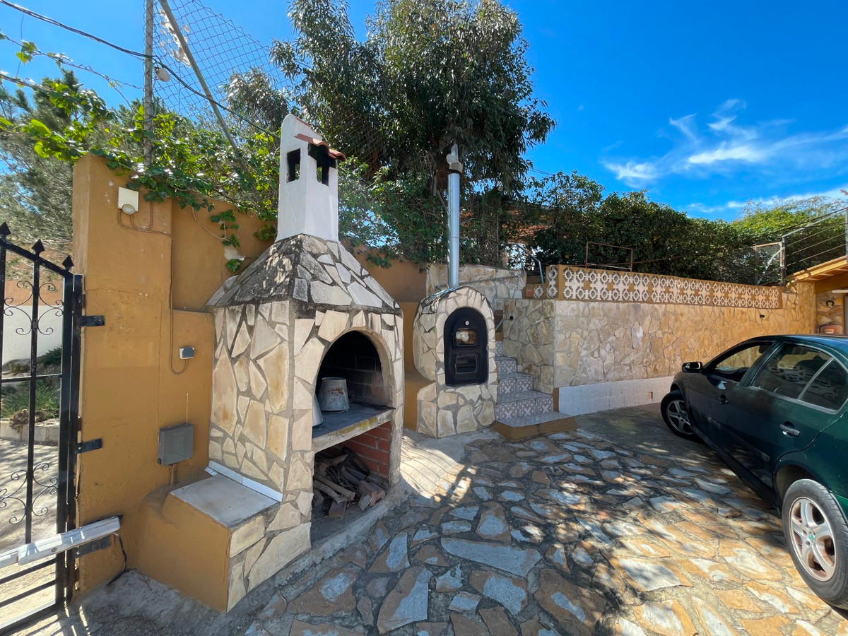 3 Bed Townhouse for sale in Guardamar Del Segura Costa Blanca, Alicante, Spain