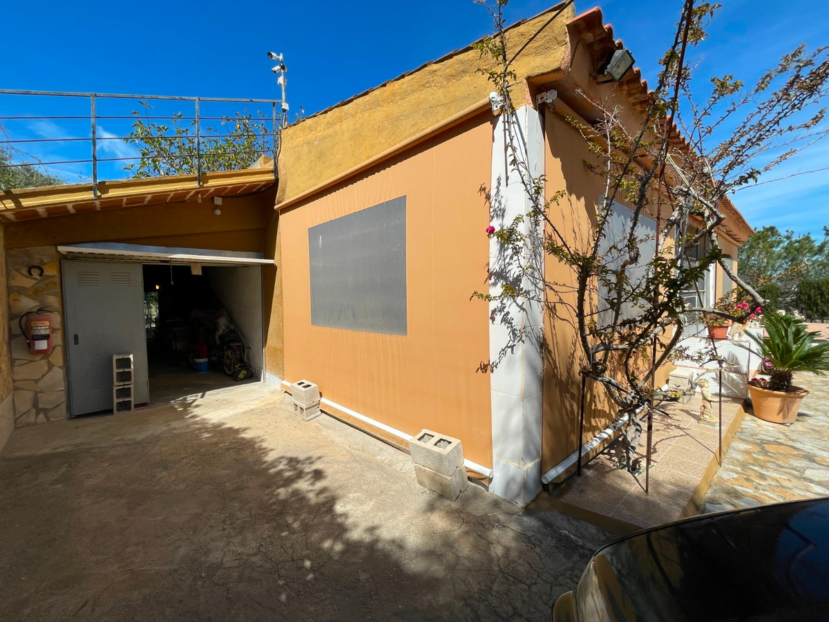 3 Bed Townhouse for sale in Guardamar Del Segura Costa Blanca, Alicante, Spain