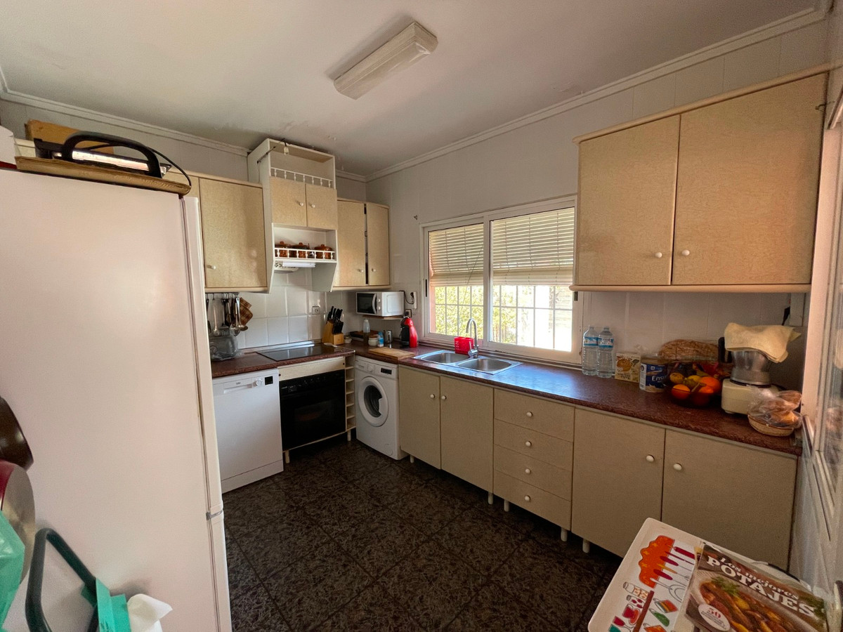 3 Bed Townhouse for sale in Guardamar Del Segura Costa Blanca, Alicante, Spain