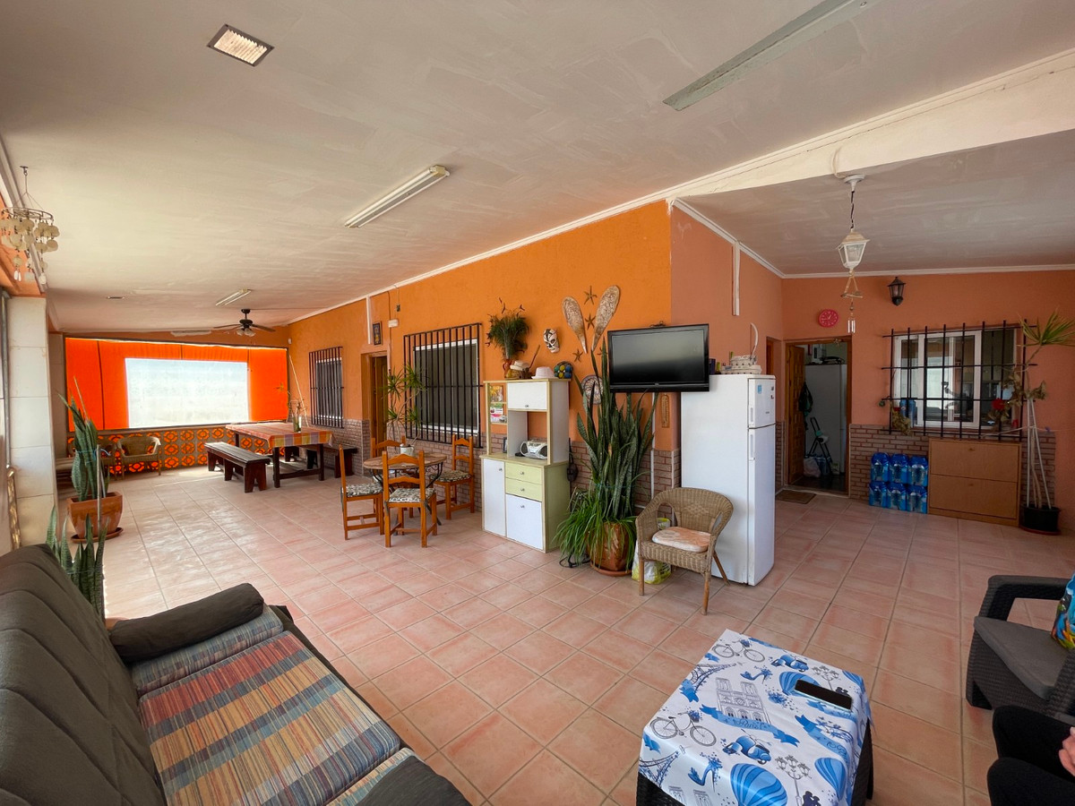 3 Bed Townhouse for sale in Guardamar Del Segura Costa Blanca, Alicante, Spain