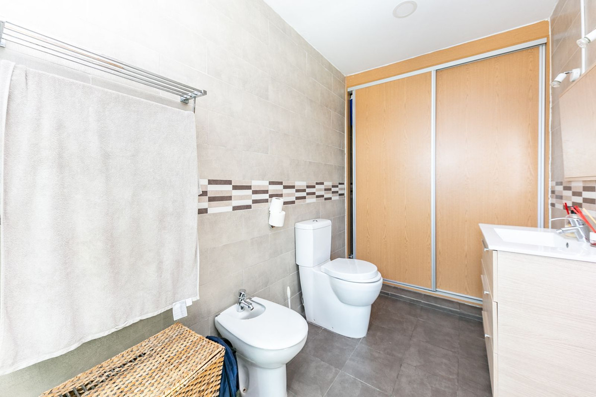 10 Bed Townhouse for sale in Estepona Costa Del Sol, Málaga, Spain