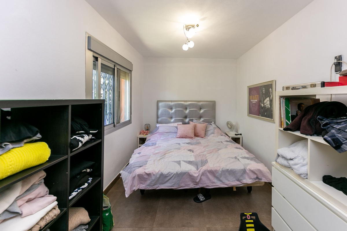 10 Bed Townhouse for sale in Estepona Costa Del Sol, Málaga, Spain