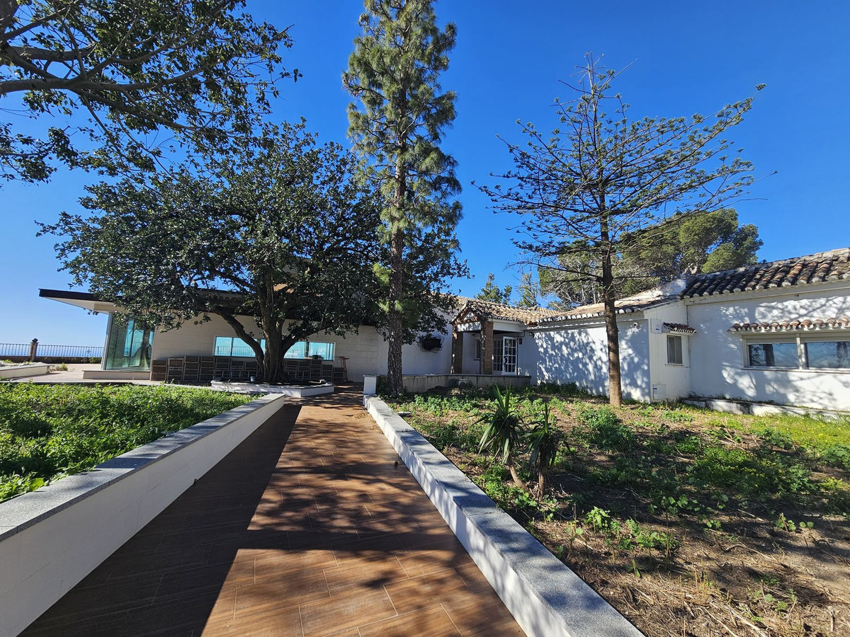 Se vende Palacete de Ciudad de 6 dormitorios en Costa Del Sol, Málaga, España