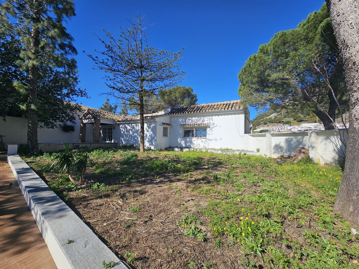 Se vende Palacete de Ciudad de 6 dormitorios en Costa Del Sol, Málaga, España