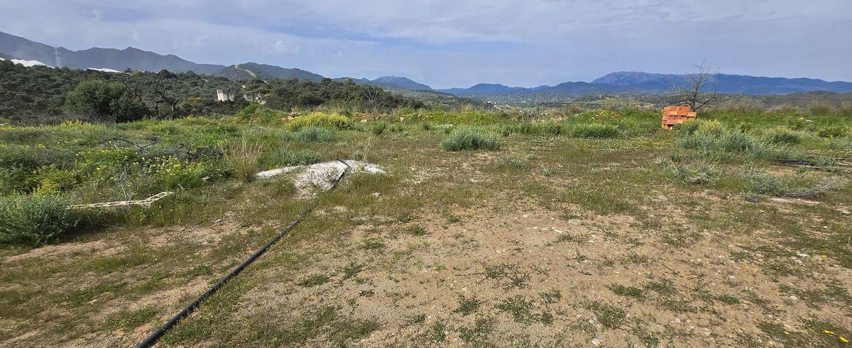Se vende Terreno Urbano  en Costa Del Sol, Málaga, España