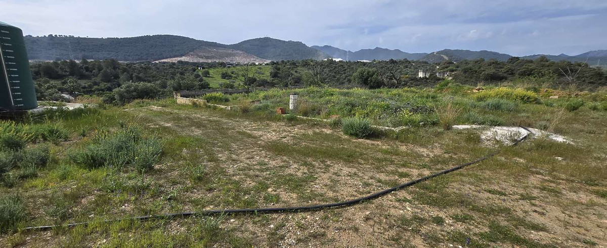 Se vende Terreno Urbano  en Costa Del Sol, Málaga, España