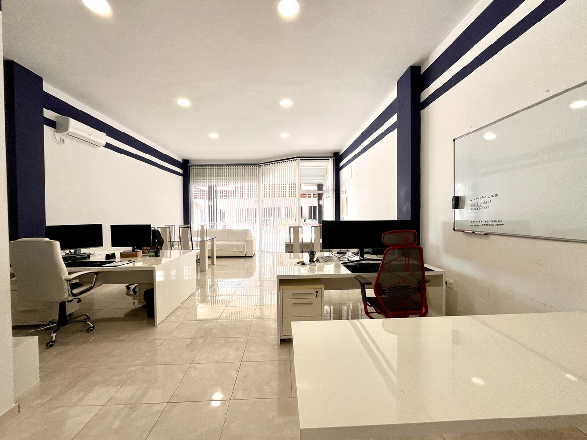 Commercial unit for sale in Playa Flamenca Costa Blanca, Alicante, Spain