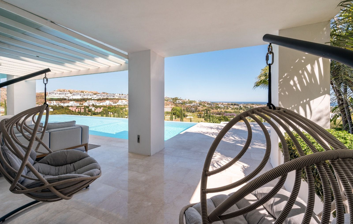 Se vende Villa - Chalet de 6 dormitorios en Costa Del Sol, Málaga, España