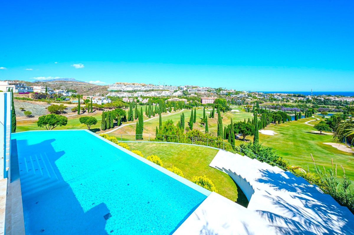 Se vende Villa - Chalet de 6 dormitorios en Costa Del Sol, Málaga, España