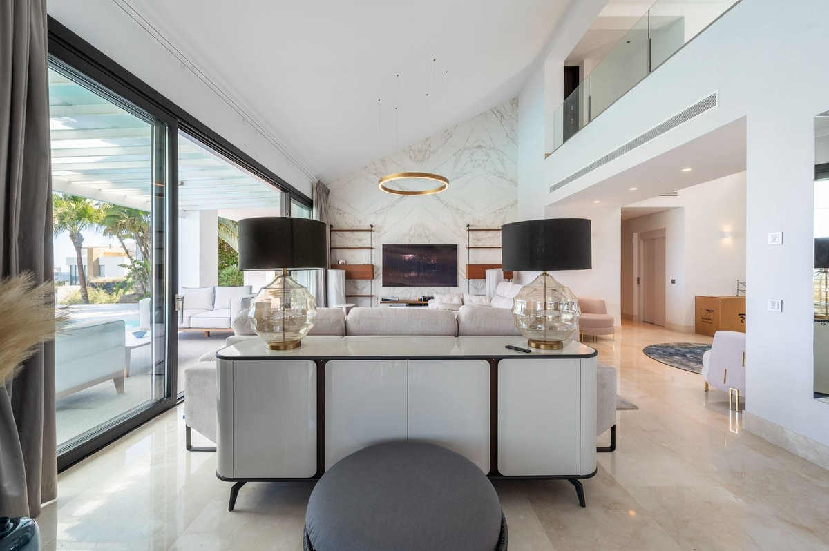 Se vende Villa - Chalet de 6 dormitorios en Costa Del Sol, Málaga, España