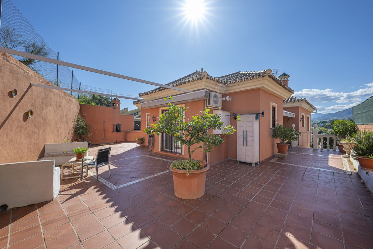 4 Bed Townhouse for sale in La Quinta Costa Del Sol, Málaga, Spain