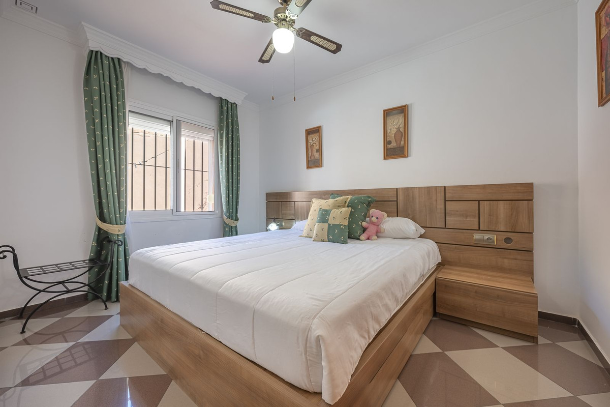 4 Bed Townhouse for sale in La Quinta Costa Del Sol, Málaga, Spain