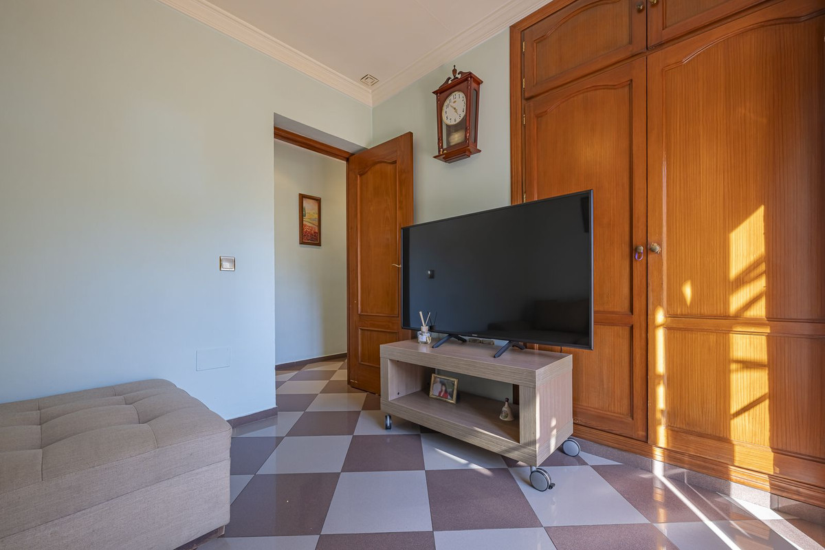 4 Bed Townhouse for sale in La Quinta Costa Del Sol, Málaga, Spain