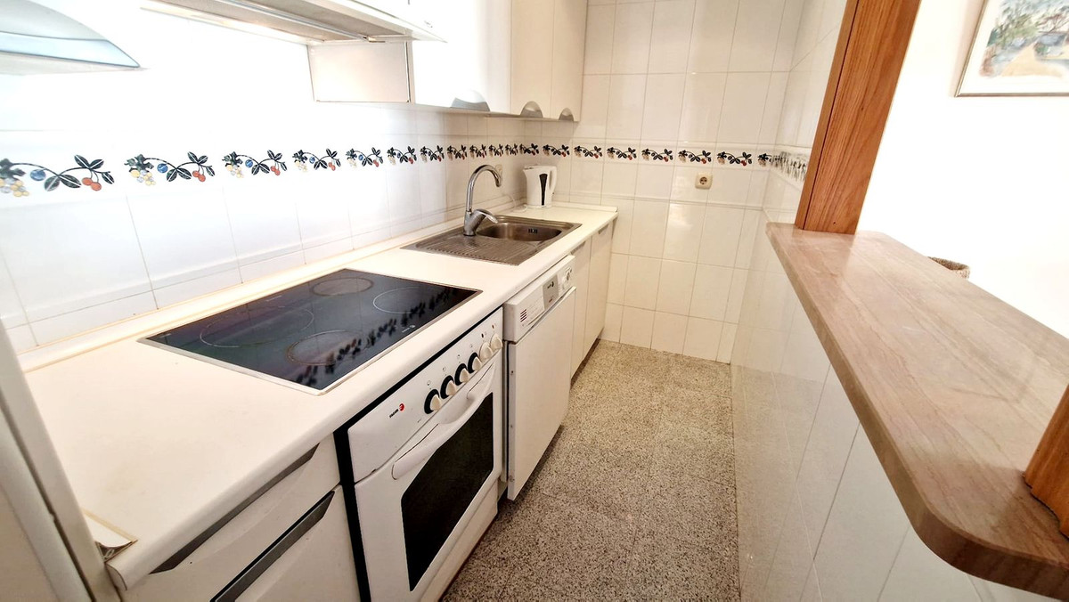 1 Bed Apartment for sale in Fuengirola Costa Del Sol, Málaga, Spain