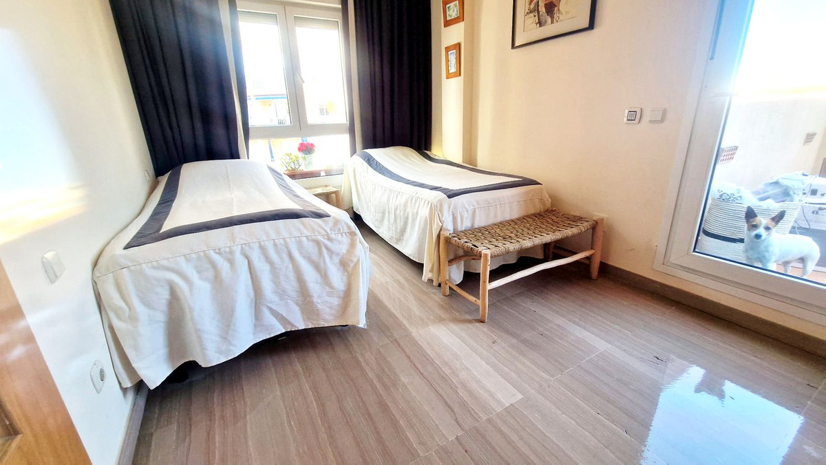 1 Bed Apartment for sale in Fuengirola Costa Del Sol, Málaga, Spain