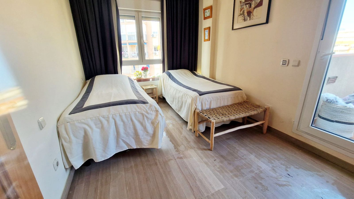 1 Bed Apartment for sale in Fuengirola Costa Del Sol, Málaga, Spain