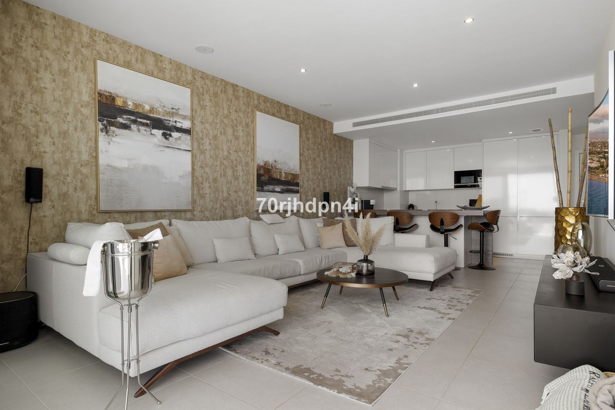 Se vende Apartamento Planta Media de 2 dormitorios en Costa Del Sol, Málaga, España