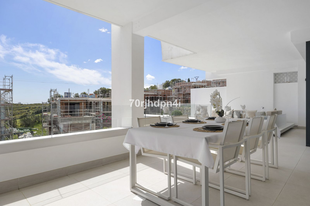 Se vende Apartamento Planta Media de 2 dormitorios en Costa Del Sol, Málaga, España
