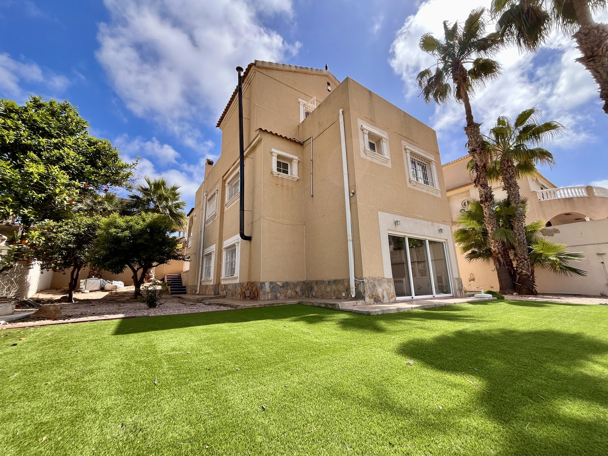 5 Bed Townhouse for sale in La Zenia Costa Blanca, Alicante, Spain