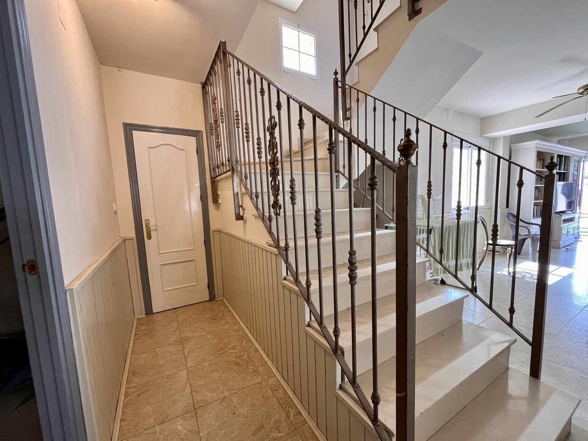 5 Bed Townhouse for sale in La Zenia Costa Blanca, Alicante, Spain