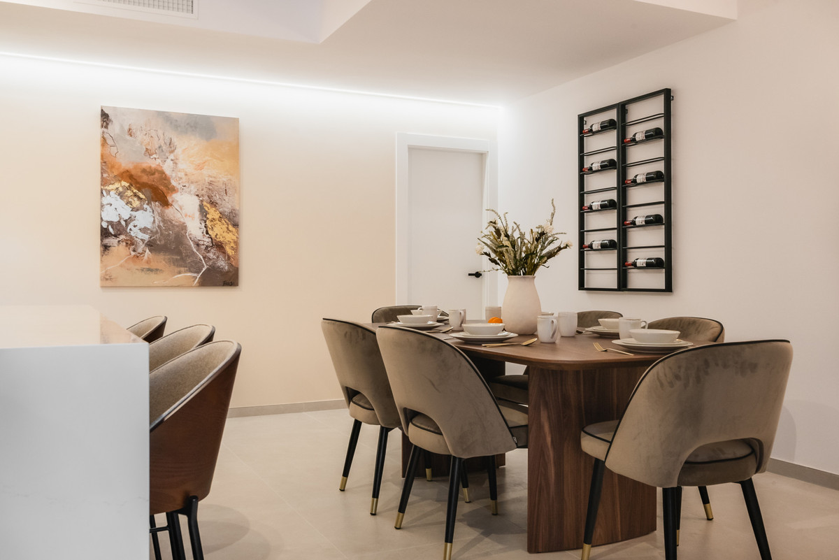 Se vende Apartamento Planta Baja de 4 dormitorios en Costa Del Sol, Málaga, España
