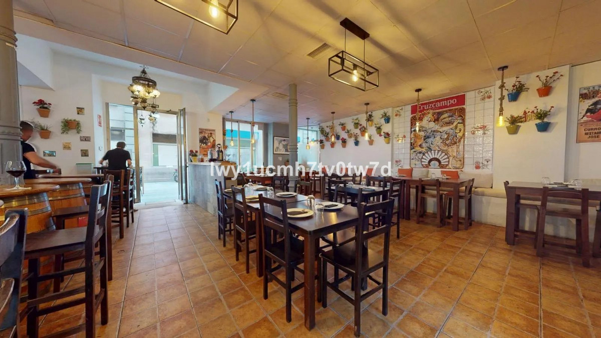 Commercial unit for sale in Málaga Costa Del Sol, Málaga, Spain