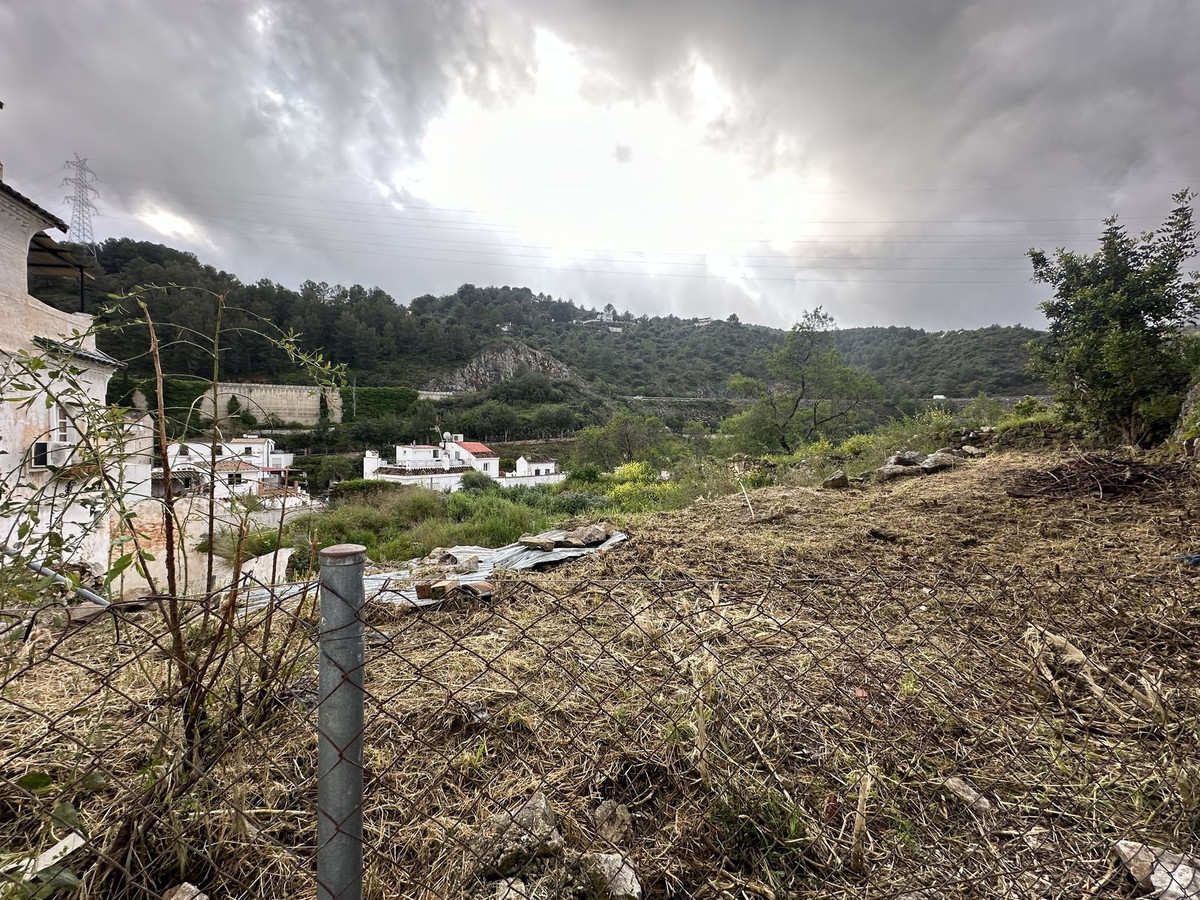 Se vende Terreno Urbano  en Costa Del Sol, Málaga, España