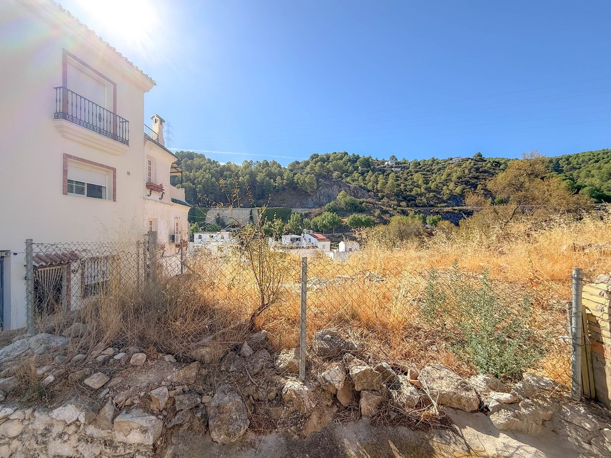 Se vende Terreno Urbano  en Costa Del Sol, Málaga, España