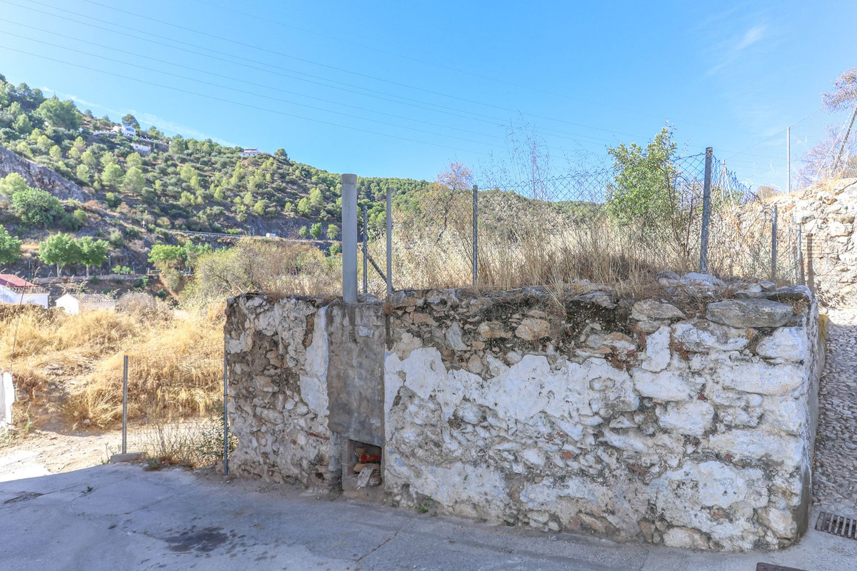 Se vende Terreno Urbano  en Costa Del Sol, Málaga, España