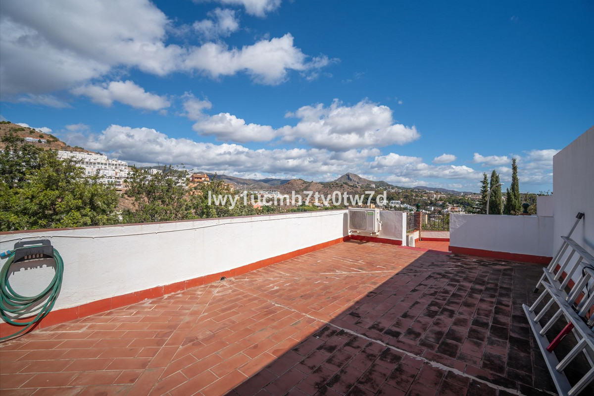 7 Bed Townhouse for sale in Málaga Costa Del Sol, Málaga, Spain
