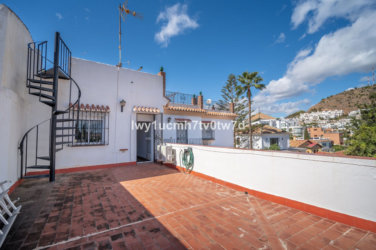 7 Bed Townhouse for sale in Málaga Costa Del Sol, Málaga, Spain