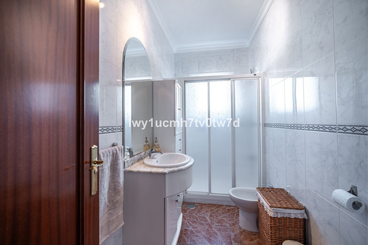 7 Bed Townhouse for sale in Málaga Costa Del Sol, Málaga, Spain